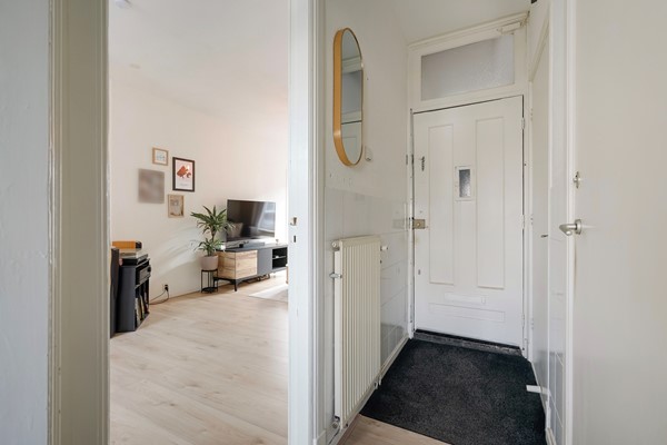 Medium property photo - Jasmijnstraat 97, 2563 RT Den Haag